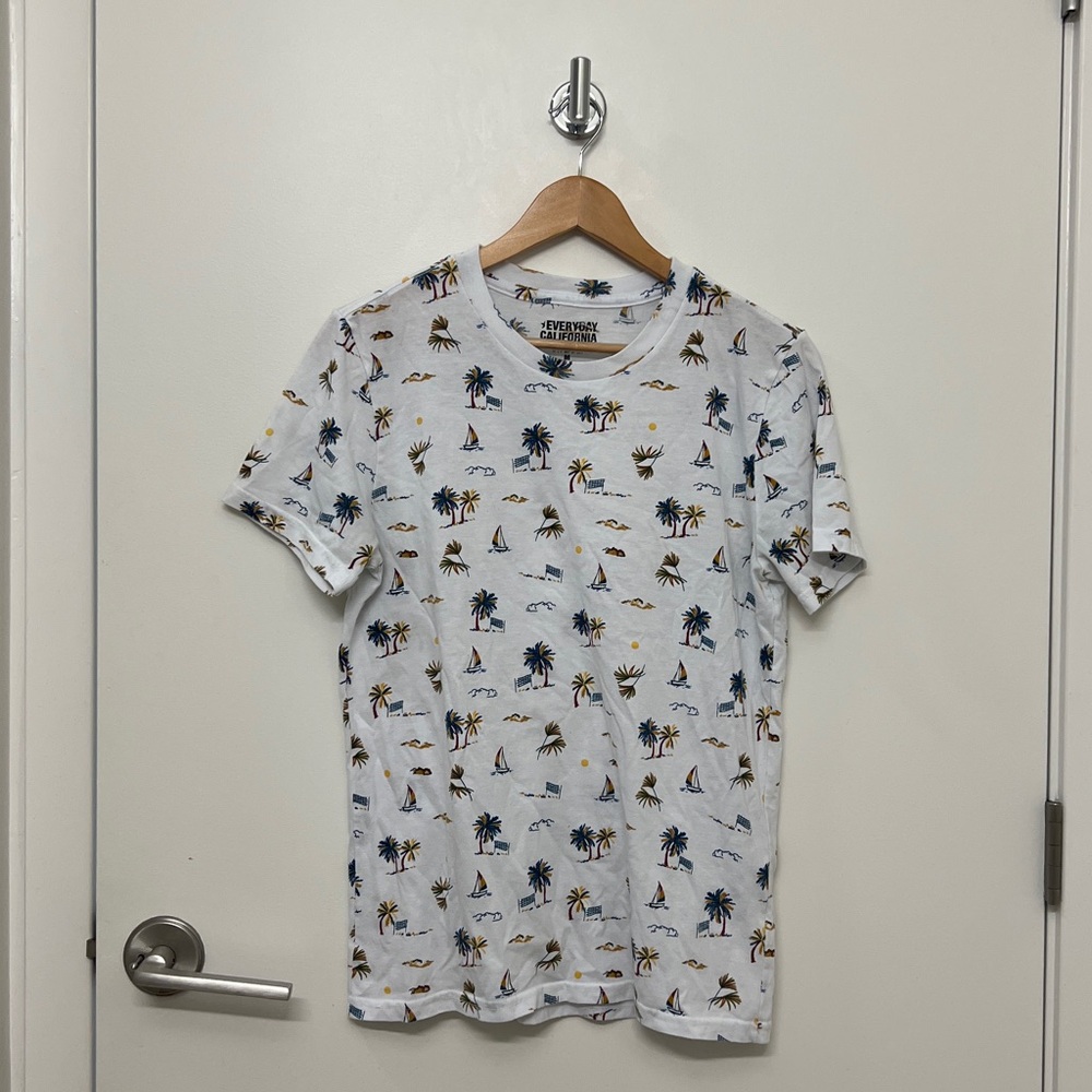 Men's White Graphic T-Shirt